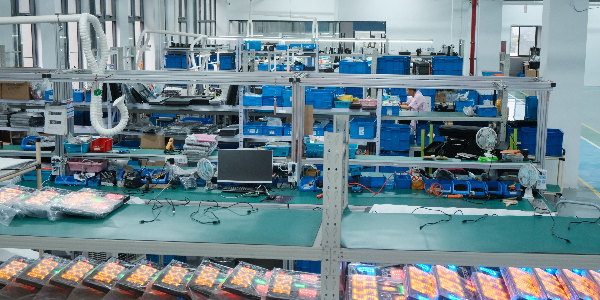 爆款背后，誰是關鍵推手？贛鑫電子：極速交付才是確定性答案